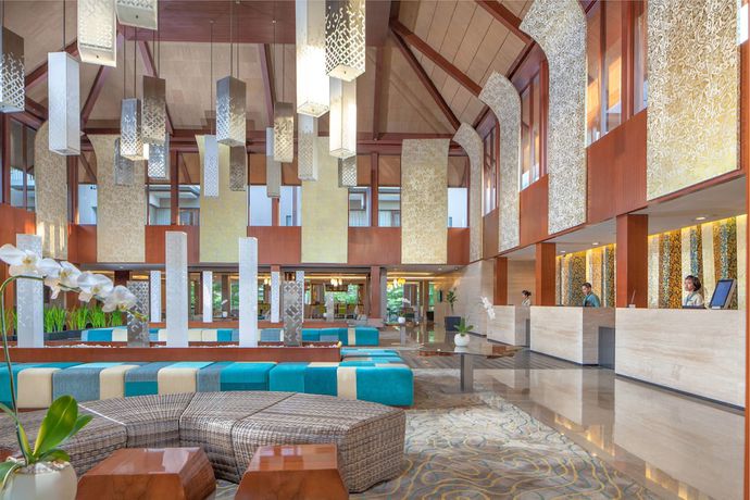 Imagen de los interiores del Hotel Courtyard By Marriott Bali Nusa Dua Resort. Foto 12