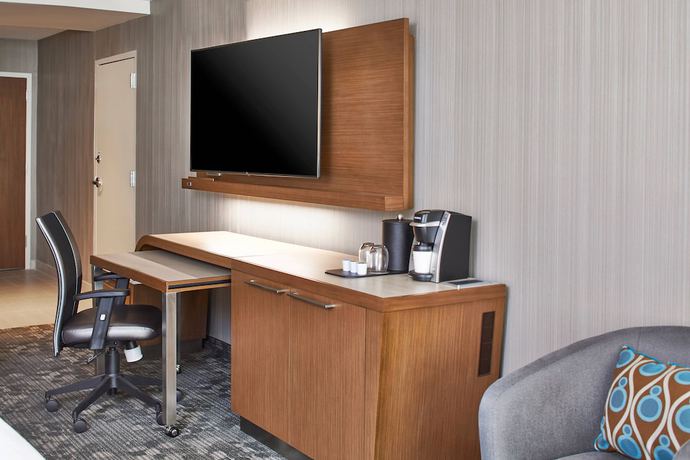 Imagen de la habitación del Hotel Courtyard By Marriott Baltimore Downtown/mchenry Row. Foto 9