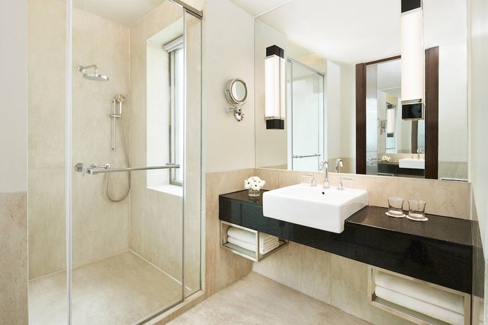 Imagen de la habitación del Hotel Courtyard By Marriott Bandung Dago. Foto 7