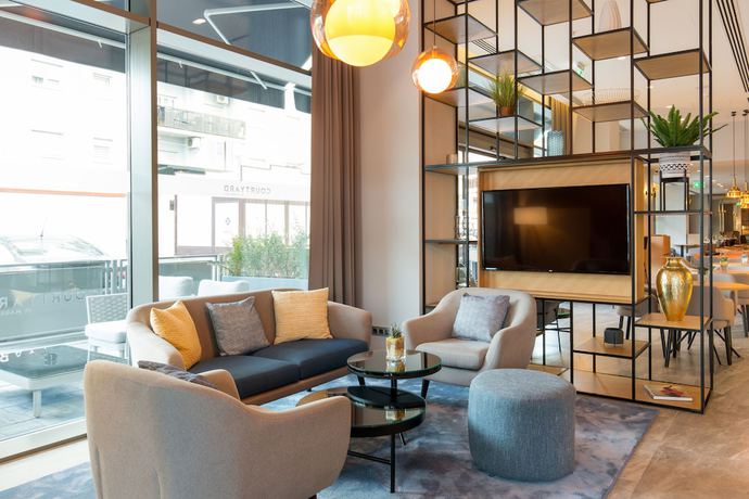 Imagen de los interiores del Hotel Courtyard By Marriott Banja Luka. Foto 20