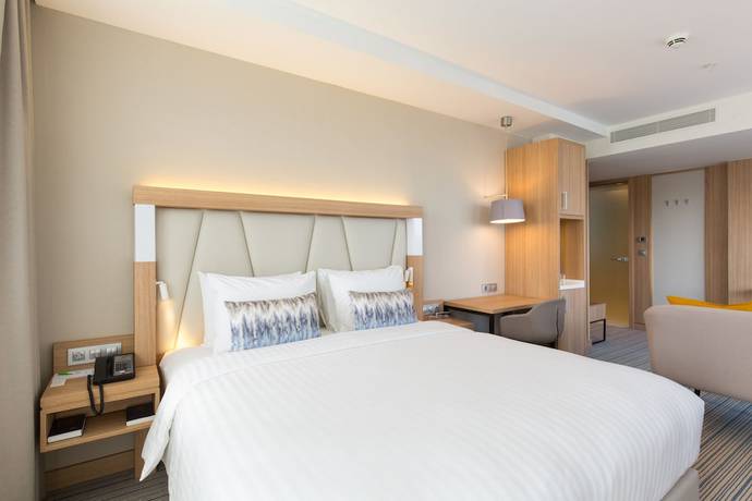 Imagen de la habitación del Hotel Courtyard By Marriott Banja Luka. Foto 12