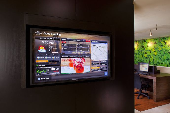 Imagen de los interiores del Hotel Courtyard By Marriott Baton Rouge Acadian Centre/lsu Area. Foto 15