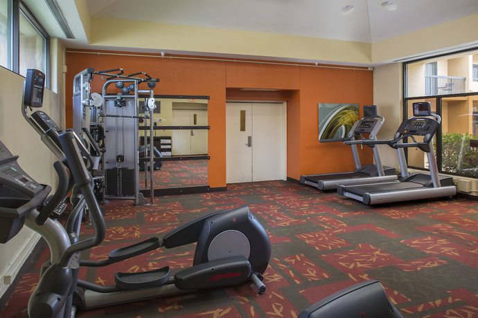 Imagen de los interiores del Hotel Courtyard By Marriott Baton Rouge Acadian Centre/lsu Area. Foto 17