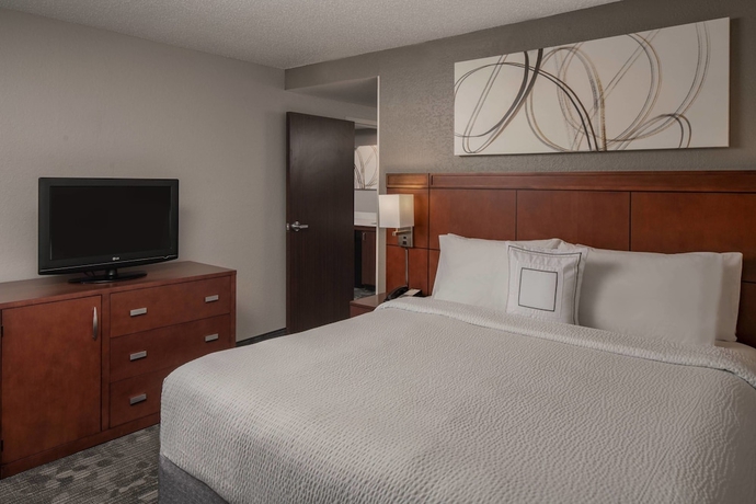 Imagen de la habitación del Hotel Courtyard By Marriott Baton Rouge Siegen Lane. Foto 10