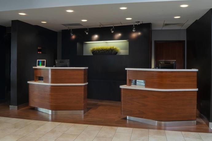 Imagen de los interiores del Hotel Courtyard By Marriott Baton Rouge Siegen Lane. Foto 17