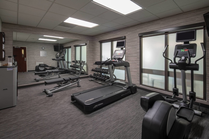 Imagen de los interiores del Hotel Courtyard By Marriott Baton Rouge Siegen Lane. Foto 18