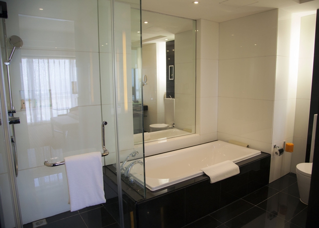 Imagen de la habitación del Hotel Courtyard By Marriott Beijing Northeast. Foto 3