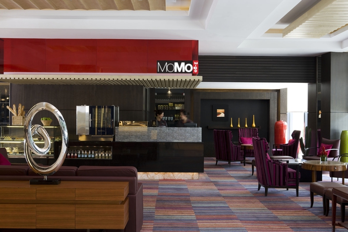 Imagen del bar/restaurante del Hotel Courtyard By Marriott Beijing Northeast. Foto 2