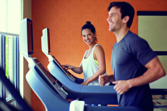 Imagen de los interiores del Hotel Courtyard By Marriott Bengaluru Hebbal. Foto 17