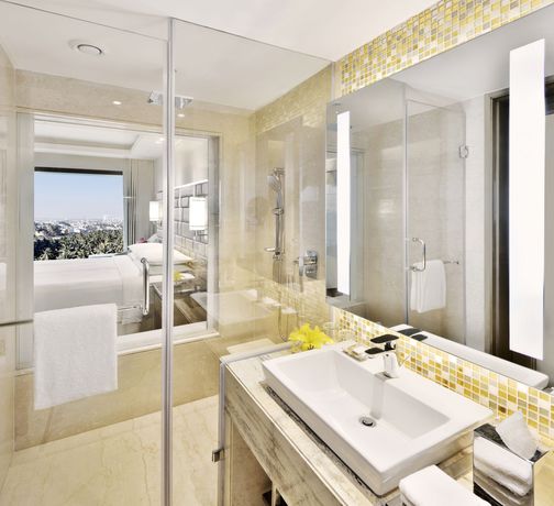 Imagen de la habitación del Hotel Courtyard By Marriott Bengaluru Hebbal. Foto 14