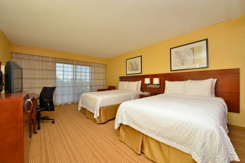 Imagen de la habitación del Hotel Courtyard By Marriott Bentonville. Foto 3