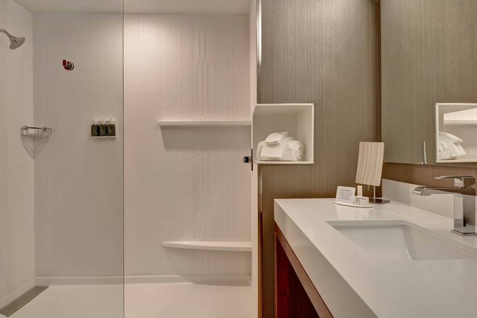 Imagen de la habitación del Hotel Courtyard By Marriott Bentonville Rogers Promenade. Foto 7