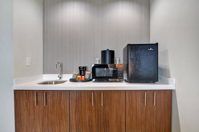 Imagen de la habitación del Hotel Courtyard By Marriott Bentonville Rogers Promenade. Foto 12
