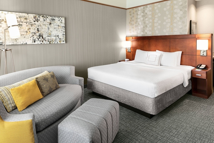 Imagen de la habitación del Hotel Courtyard By Marriott Bethlehem Lehigh Valley/i-78. Foto 11