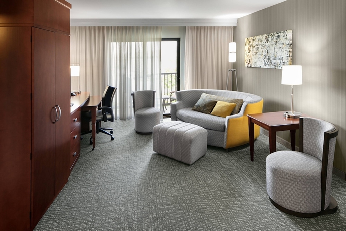 Imagen de la habitación del Hotel Courtyard By Marriott Bethlehem Lehigh Valley/i-78. Foto 12