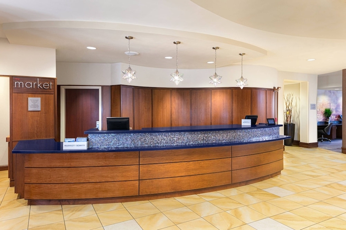 Imagen de los interiores del Hotel Courtyard By Marriott Bethlehem Lehigh Valley/i-78. Foto 16