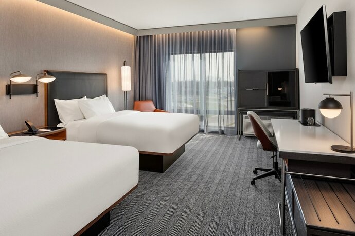 Imagen de la habitación del Hotel Courtyard By Marriott Bettendorf. Foto 19