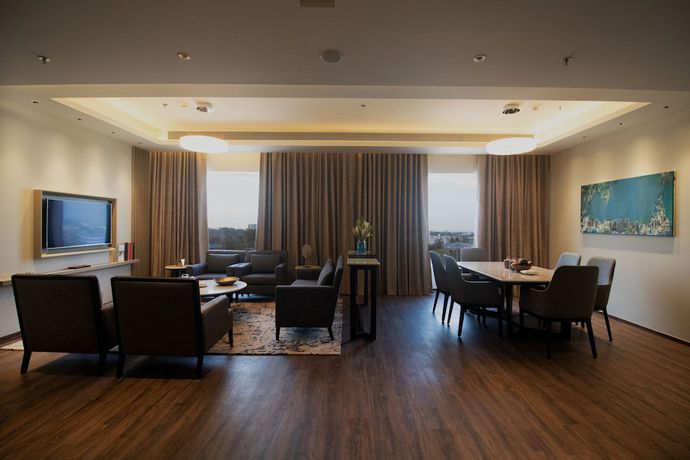 Imagen de la habitación del Hotel Courtyard By Marriott Bhopal. Foto 4
