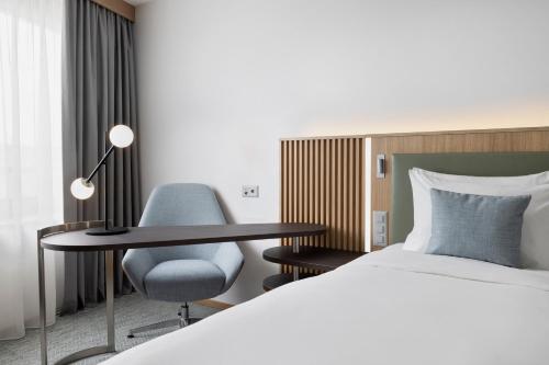 Imagen de la habitación del Hotel Courtyard By Marriott Biel/Bienne. Foto 15