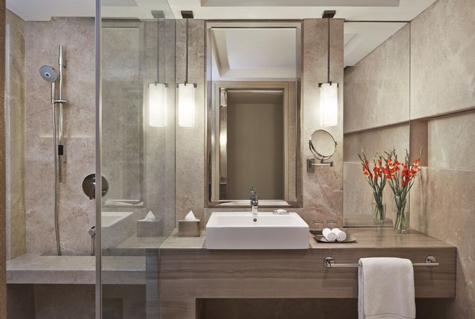 Imagen de la habitación del Hotel Courtyard By Marriott Bilaspur. Foto 6