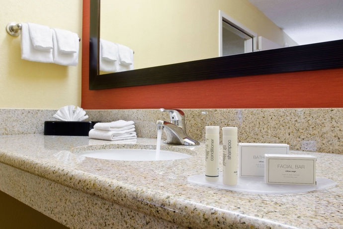 Imagen de la habitación del Hotel Courtyard By Marriott Birmingham Downtown At Uab. Foto 13