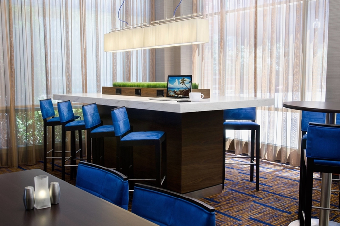 Imagen de los interiores del Hotel Courtyard By Marriott Birmingham Downtown At Uab. Foto 18