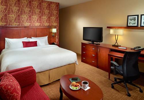 Imagen de la habitación del Hotel Courtyard By Marriott Birmingham Homewood. Foto 3