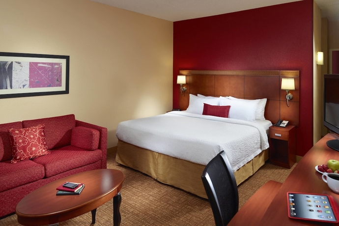Imagen de la habitación del Hotel Courtyard By Marriott Birmingham Hoover. Foto 4