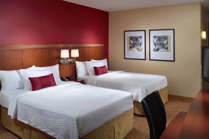 Imagen de la habitación del Hotel Courtyard By Marriott Birmingham Hoover. Foto 12