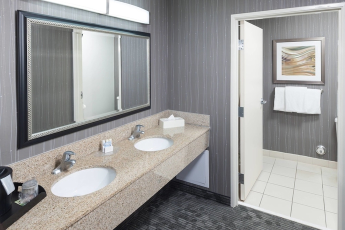 Imagen de la habitación del Hotel Courtyard By Marriott Birmingham Trussville. Foto 12