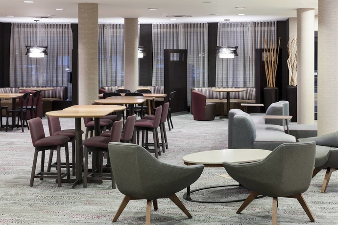 Imagen del bar/restaurante del Hotel Courtyard By Marriott Birmingham Trussville. Foto 2