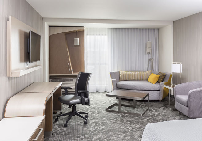 Imagen de la habitación del Hotel Courtyard By Marriott Bismarck North. Foto 5