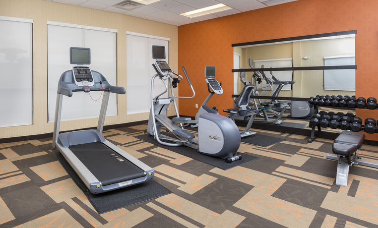 Imagen de la habitación del Hotel Courtyard By Marriott Bismarck North. Foto 9