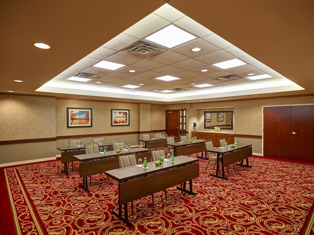 Imagen de los interiores del Hotel Courtyard By Marriott Bloomington By Mall Of America. Foto 13