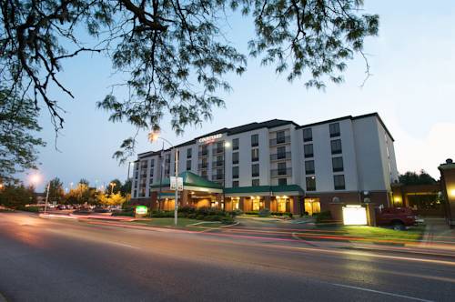 Imagen de la habitación del Hotel Courtyard By Marriott Bloomington. Foto 2