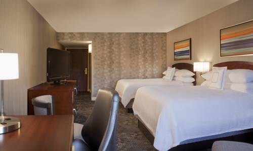Imagen de la habitación del Hotel Courtyard By Marriott Bloomington. Foto 5
