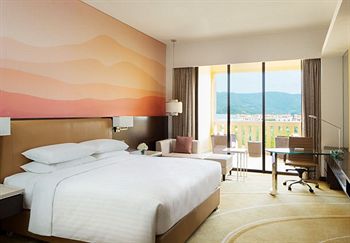 Imagen de la habitación del Hotel Courtyard By Marriott Boluo. Foto 9