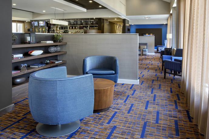Imagen de los interiores del Hotel Courtyard By Marriott Boston Andover. Foto 17