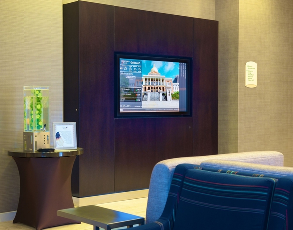 Imagen de los interiores del Hotel Courtyard By Marriott Boston Billerica/bedford. Foto 7