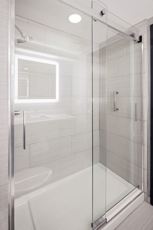 Imagen de la habitación del Hotel Courtyard By Marriott Boston Brookline. Foto 4