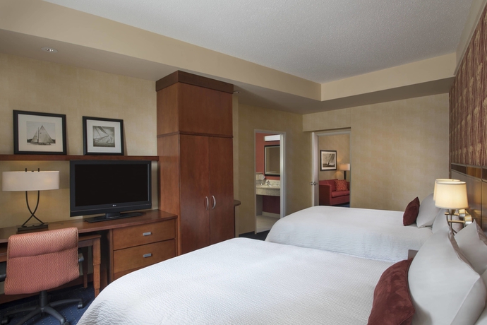 Imagen de la habitación del Hotel Courtyard By Marriott Boston Copley Square. Foto 15