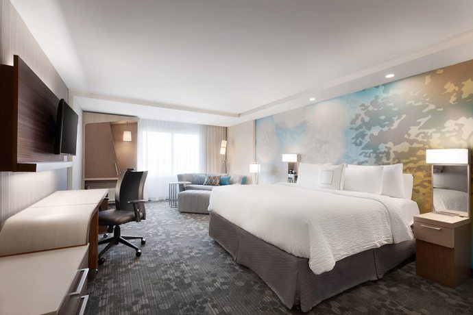 Imagen de la habitación del Hotel Courtyard By Marriott Boston Dedham/westwood. Foto 4