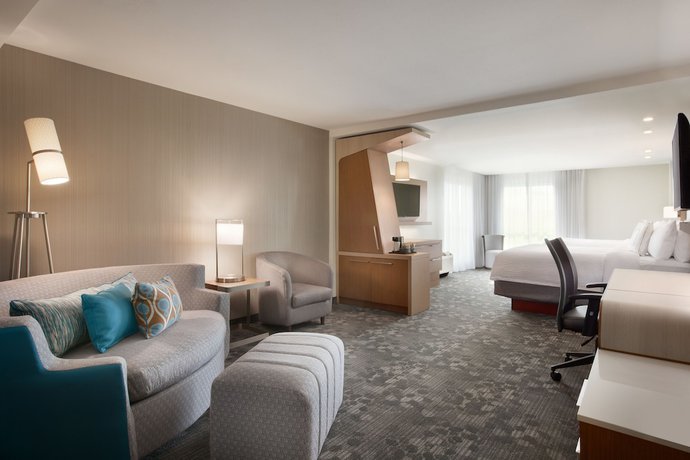 Imagen de la habitación del Hotel Courtyard By Marriott Boston Dedham/westwood. Foto 6