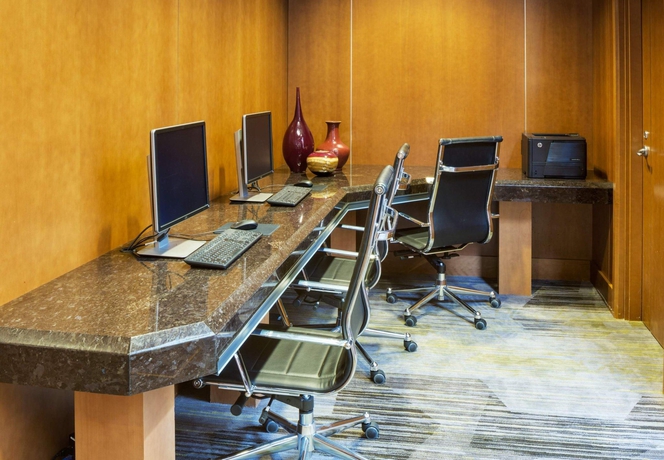 Imagen general del Hotel Courtyard By Marriott Boston Logan Airport. Foto 3