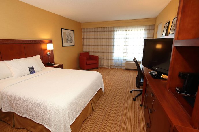 Imagen de la habitación del Hotel Courtyard By Marriott Boston Marlborough. Foto 5