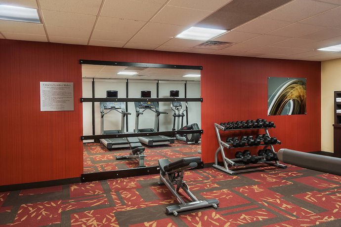 Imagen de los interiores del Hotel Courtyard By Marriott Boston Marlborough. Foto 12