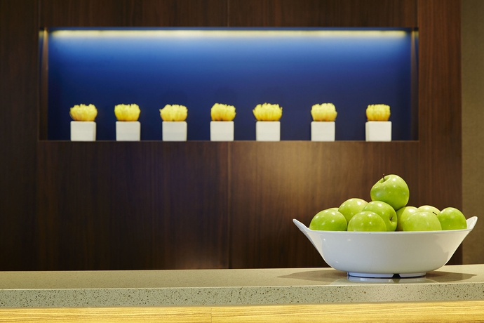 Imagen de los interiores del Hotel Courtyard By Marriott Boston Natick. Foto 14