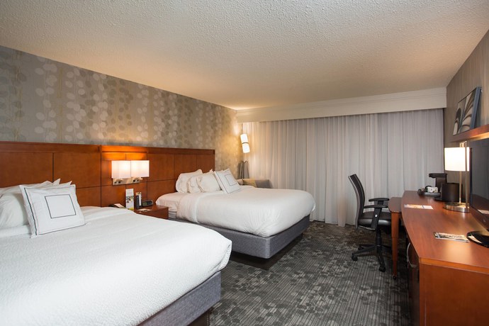 Imagen de la habitación del Hotel Courtyard By Marriott Boston Westborough. Foto 4