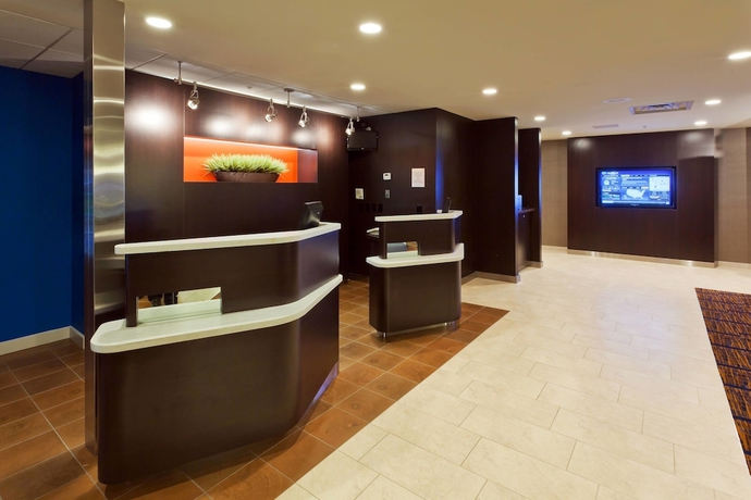 Imagen de los interiores del Hotel Courtyard By Marriott Boulder Longmont. Foto 14