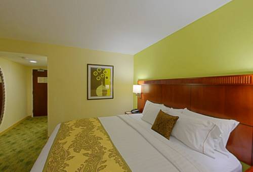 Imagen de la habitación del Hotel Courtyard By Marriott Boynton Beach. Foto 10
